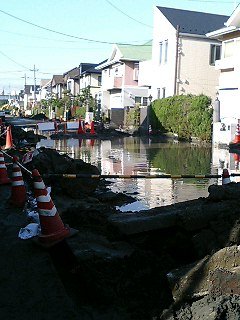 地震の爪痕 ニュース画像2
